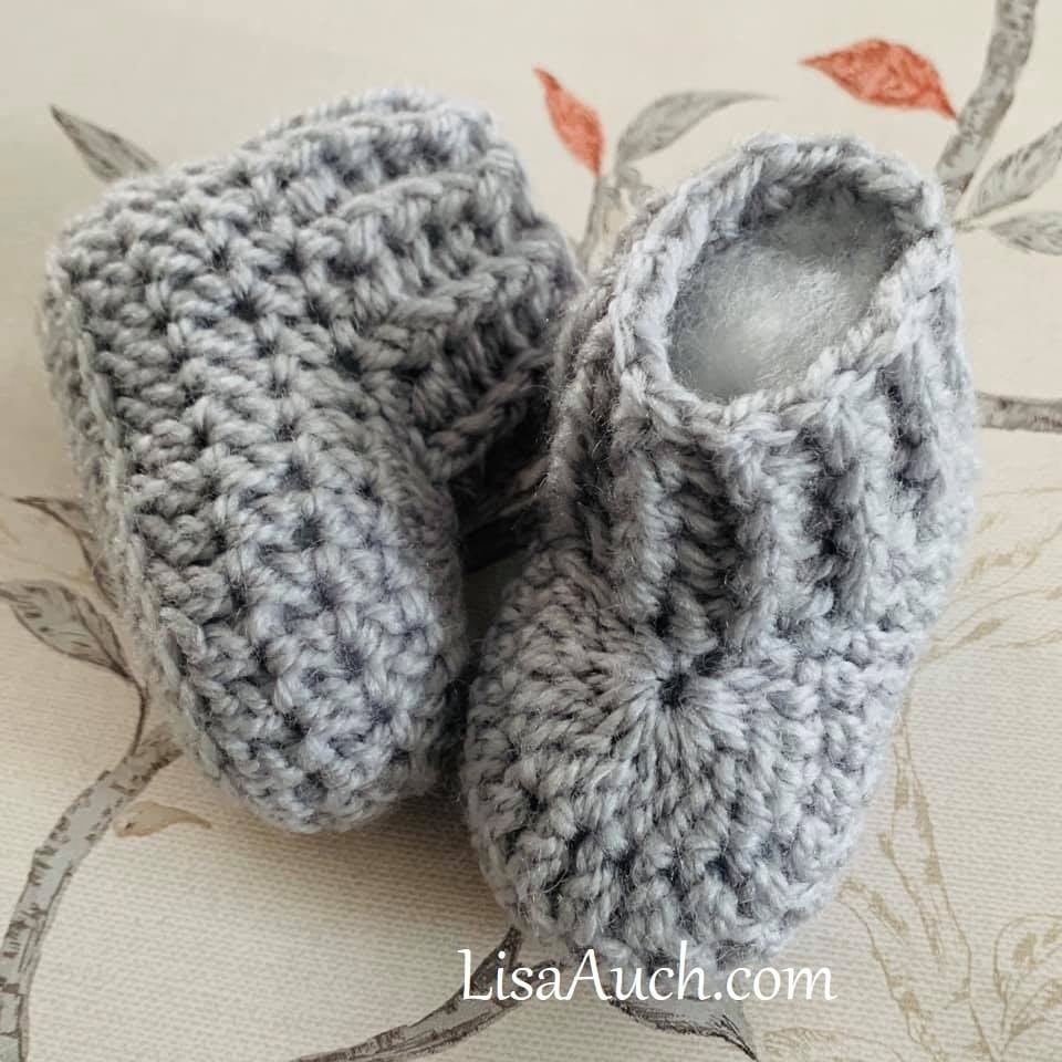 10 Minute Easy Crochet Baby Booties Pattern FREE Crochet Patterns LisaAuch Crochet 10 Minute Easy Crochet Baby Booties Pattern FREE Crochet Patterns LisaAuch Crochet