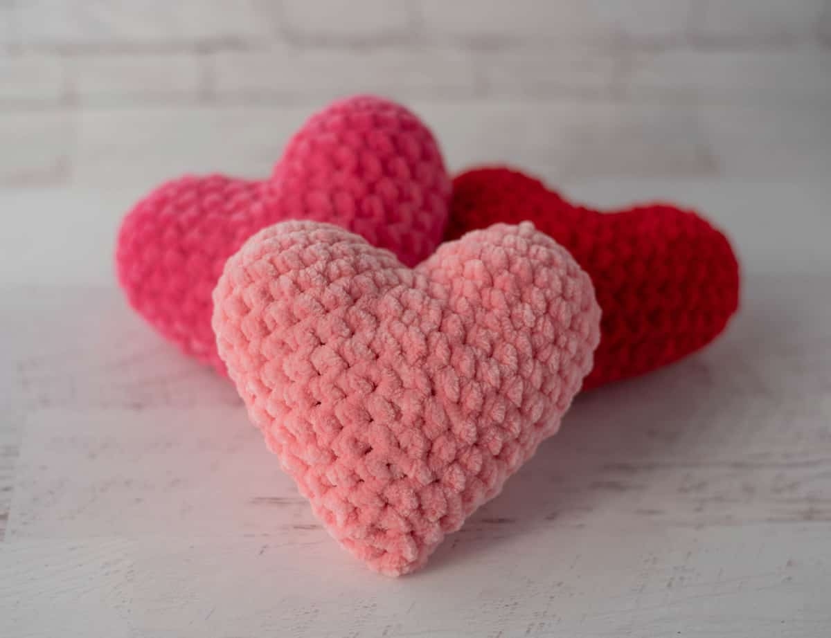 Amigurumi Heart An Easy Crochet Tutorial Crochet 365 Knit Too Amigurumi Heart An Easy Crochet Tutorial Crochet 365 Knit Too
