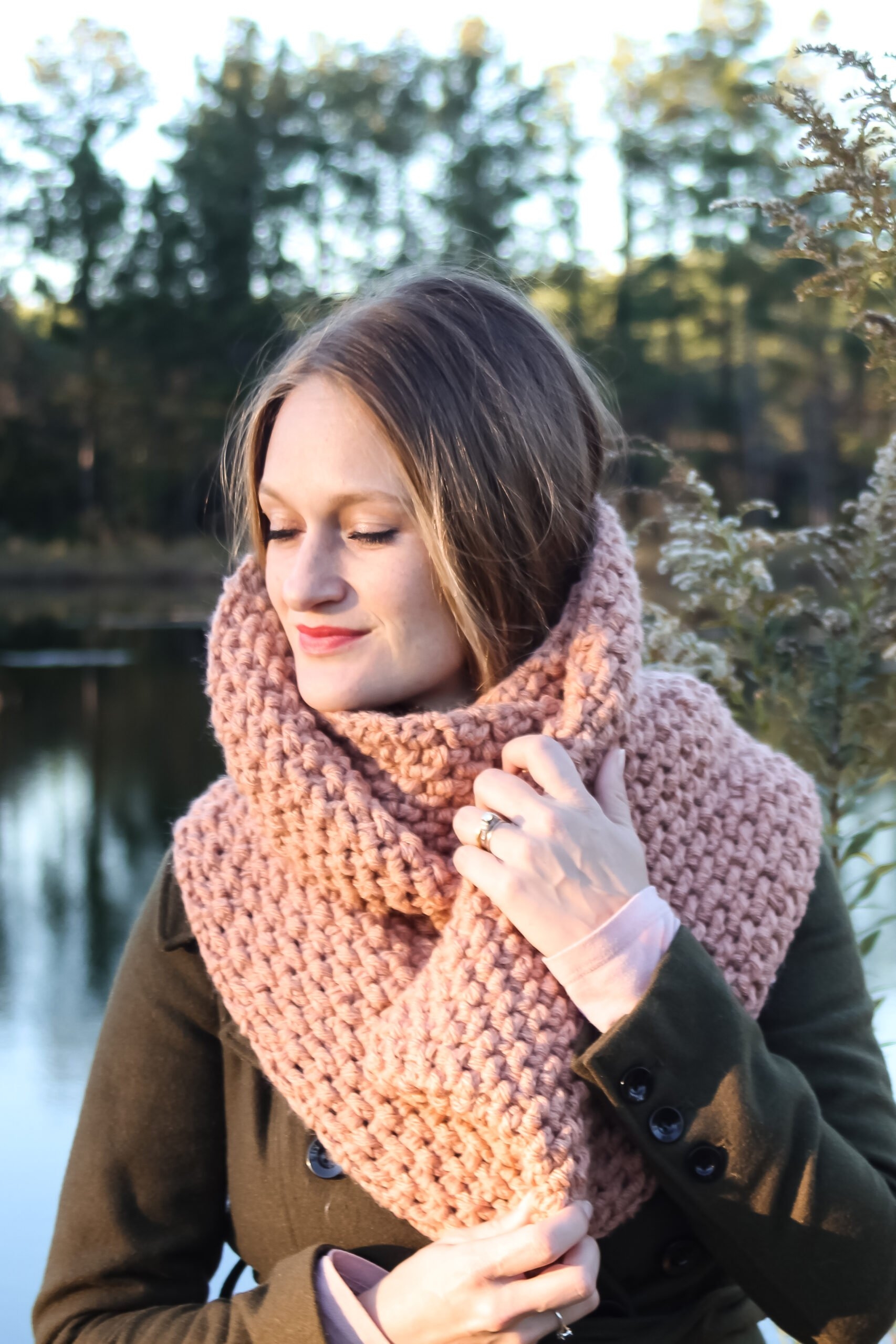 Best Free Quick Easy Cozy Infinity Scarf Crochet Pattern Life Yarn Best Free Quick Easy Cozy Infinity Scarf Crochet Pattern Life Yarn