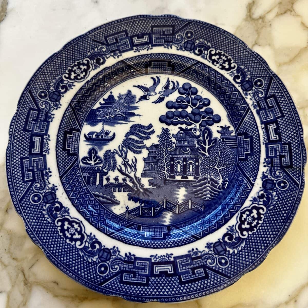 Blue Willow China The Pattern That Tells A Thousand Year Old Love Story Amy Sadler Designs Blue Willow China The Pattern That Tells A Thousand Year Old Love Story Amy Sadler Designs