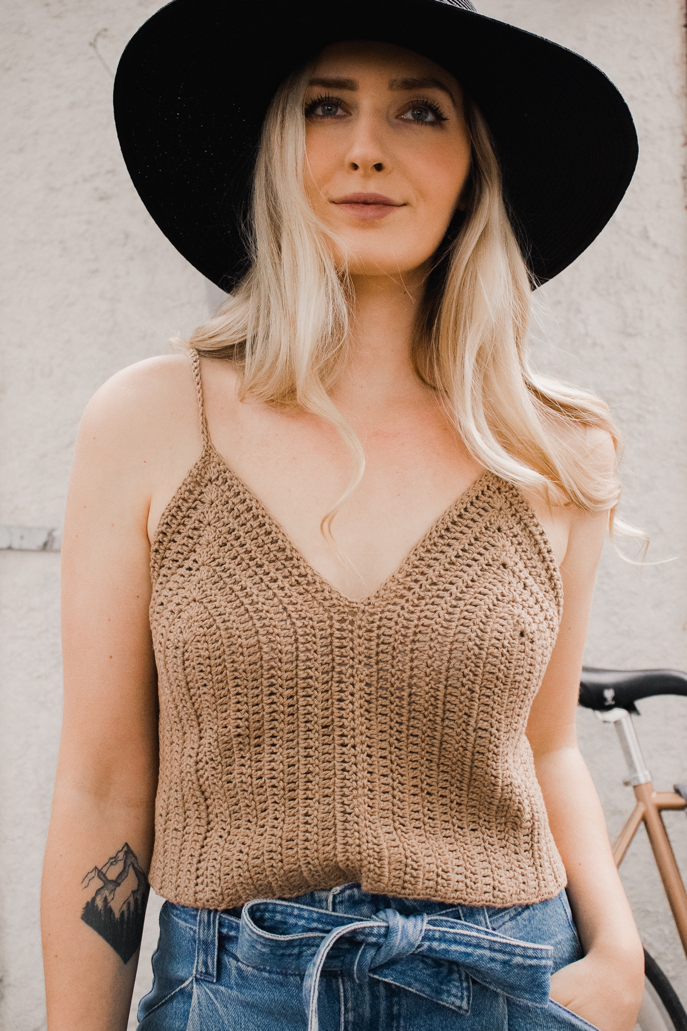 Chasing Summer Tank Top FREE Beginner Friendly Crochet Pattern Using Double Crochet Stitches Knits N Knots
