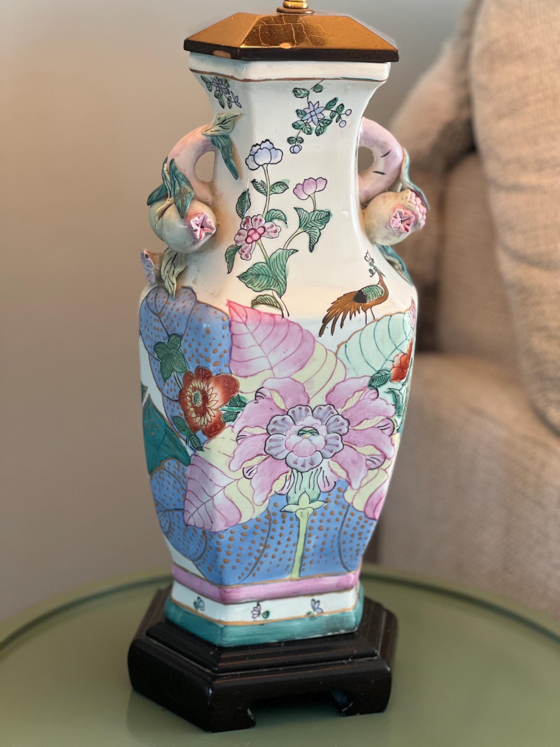 Chinoiserie Style Tobacco Leaf Motif Vintage Table Lamp With Pomegranates Etsy Chinoiserie Style Tobacco Leaf Motif Vintage Table Lamp With Pomegranates Etsy