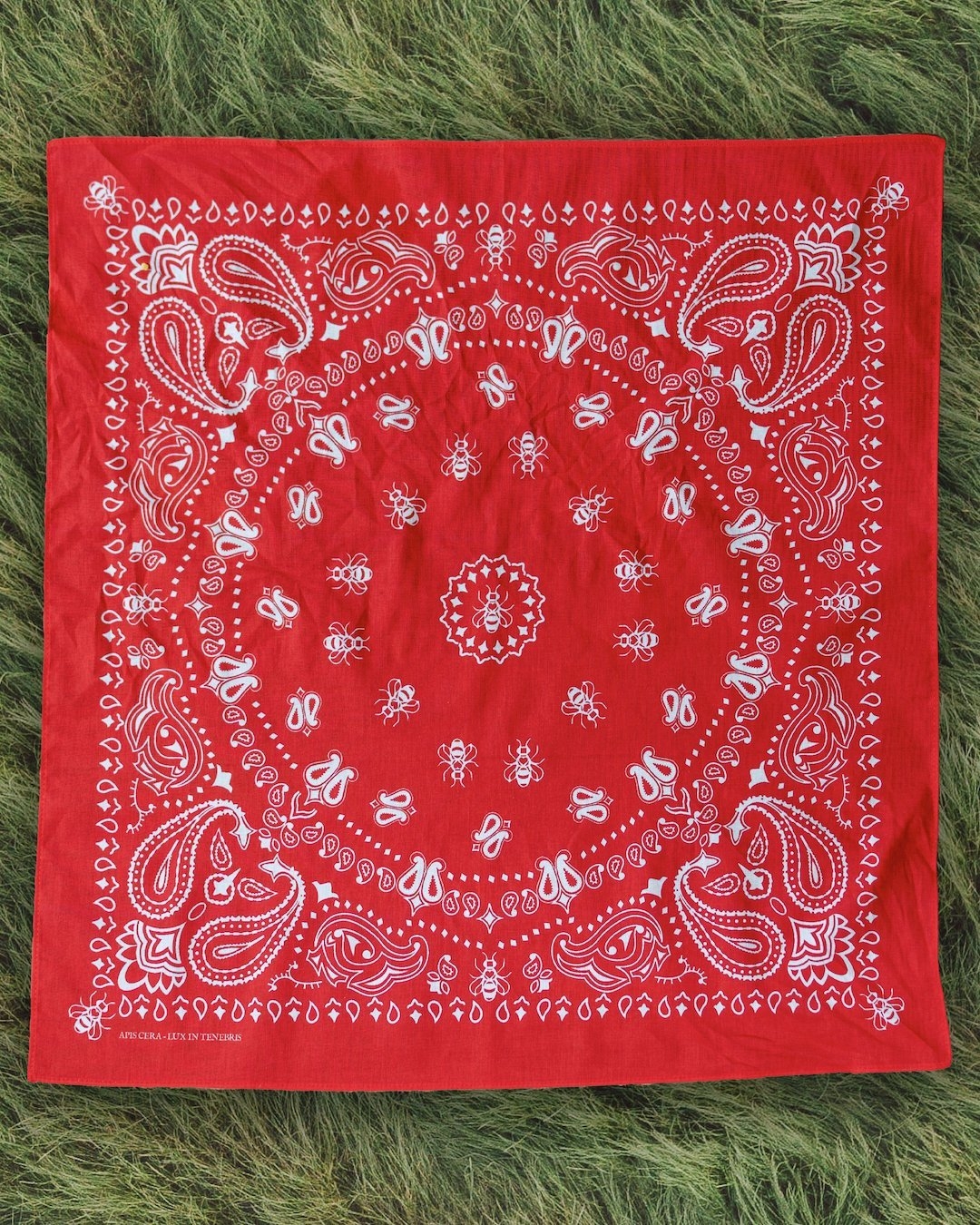 Classic Bandana 100 Cotton Paisley Pattern Jean Paul Apis Cera Classic Bandana 100 Cotton Paisley Pattern Jean Paul Apis Cera
