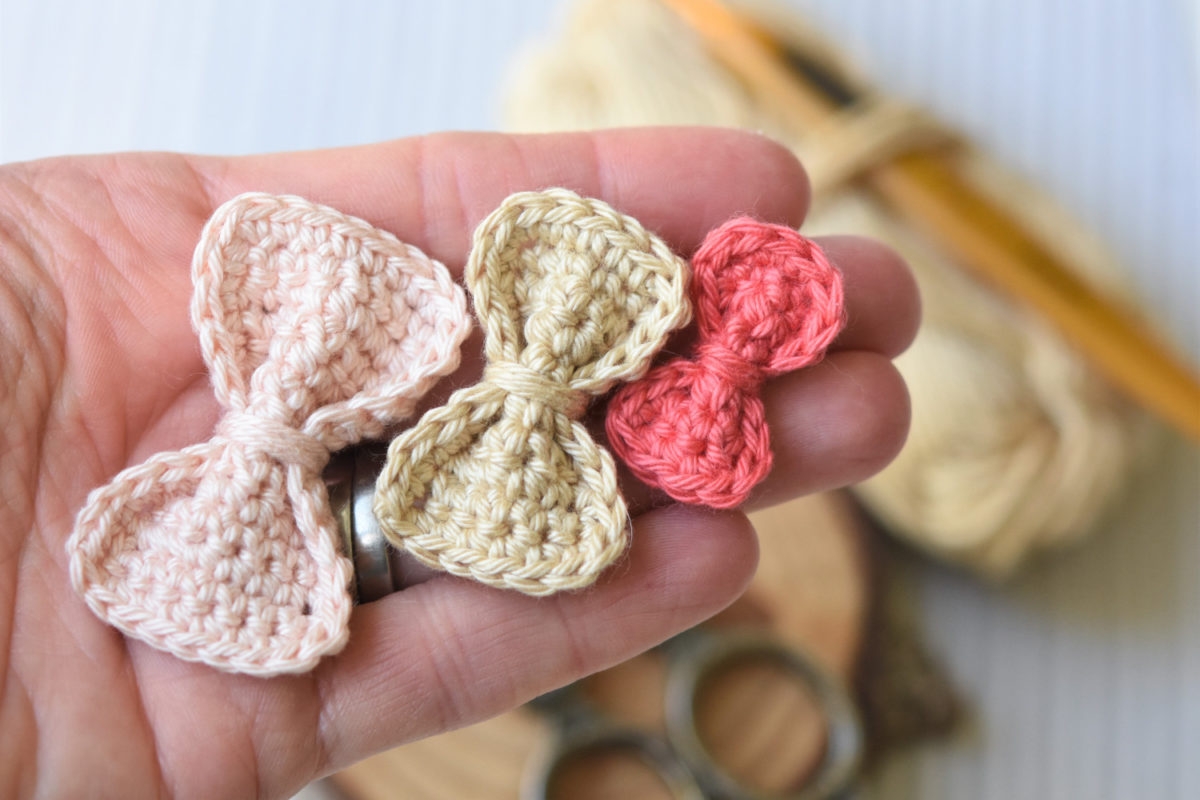 Crochet Bow 3 Sizes Free Crochet Pattern Lilleliis Crochet Bow 3 Sizes Free Crochet Pattern Lilleliis