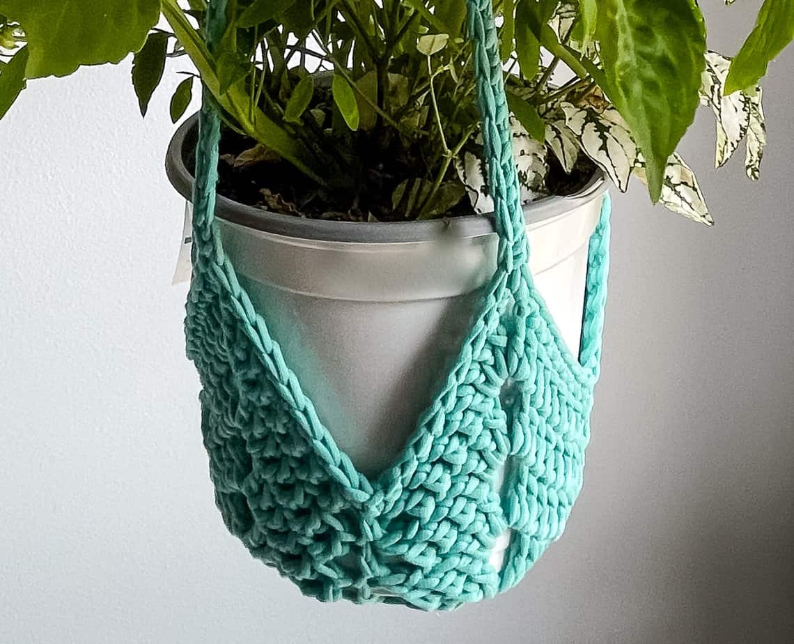 Crochet Plant Hanger The Never Ending Star Free Pattern Crochet Plant Hanger The Never Ending Star Free Pattern