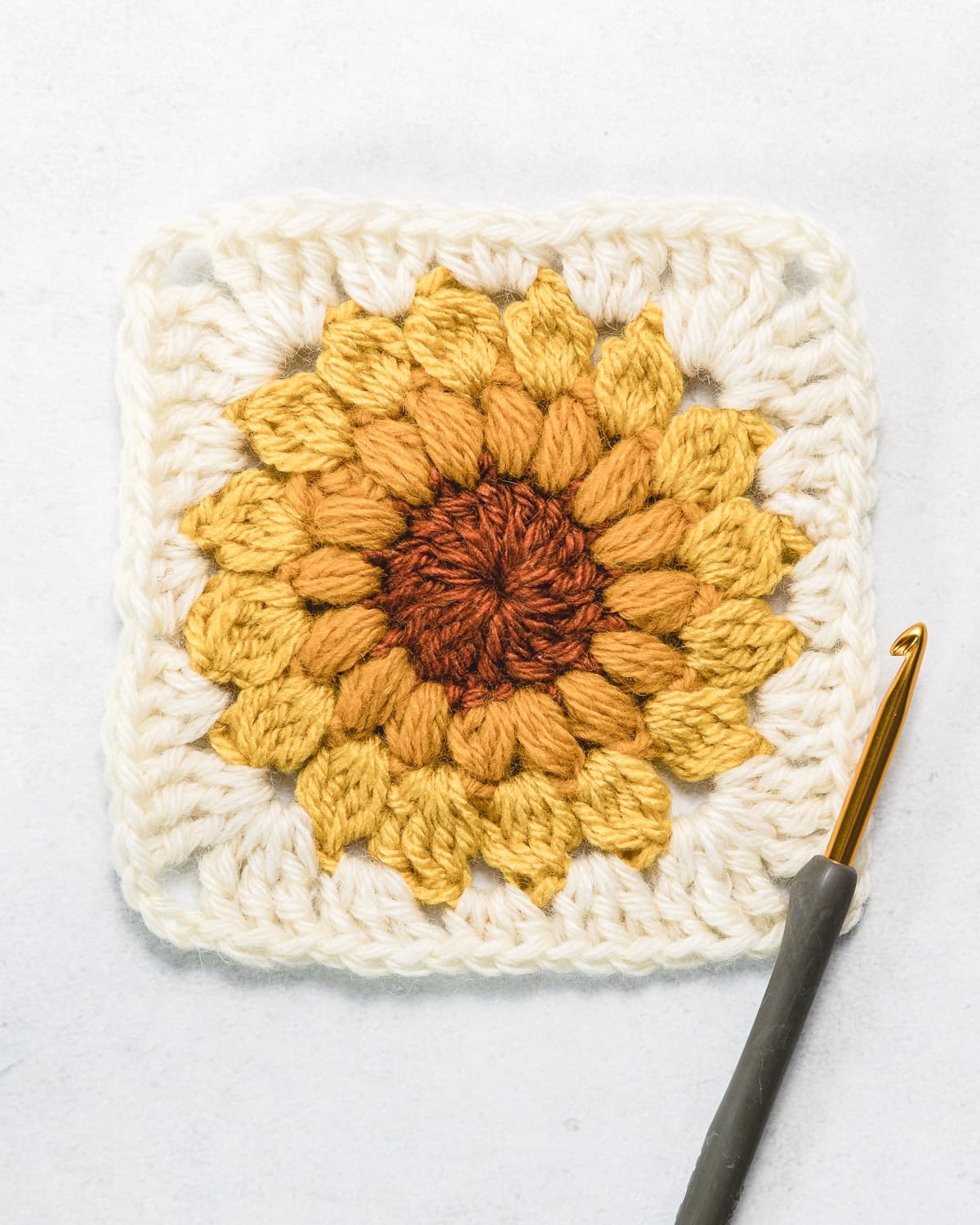 Crochet Sunburst Granny Square Sunflower Granny Square Tutorial Sarah Maker Crochet Sunburst Granny Square Sunflower Granny Square Tutorial Sarah Maker