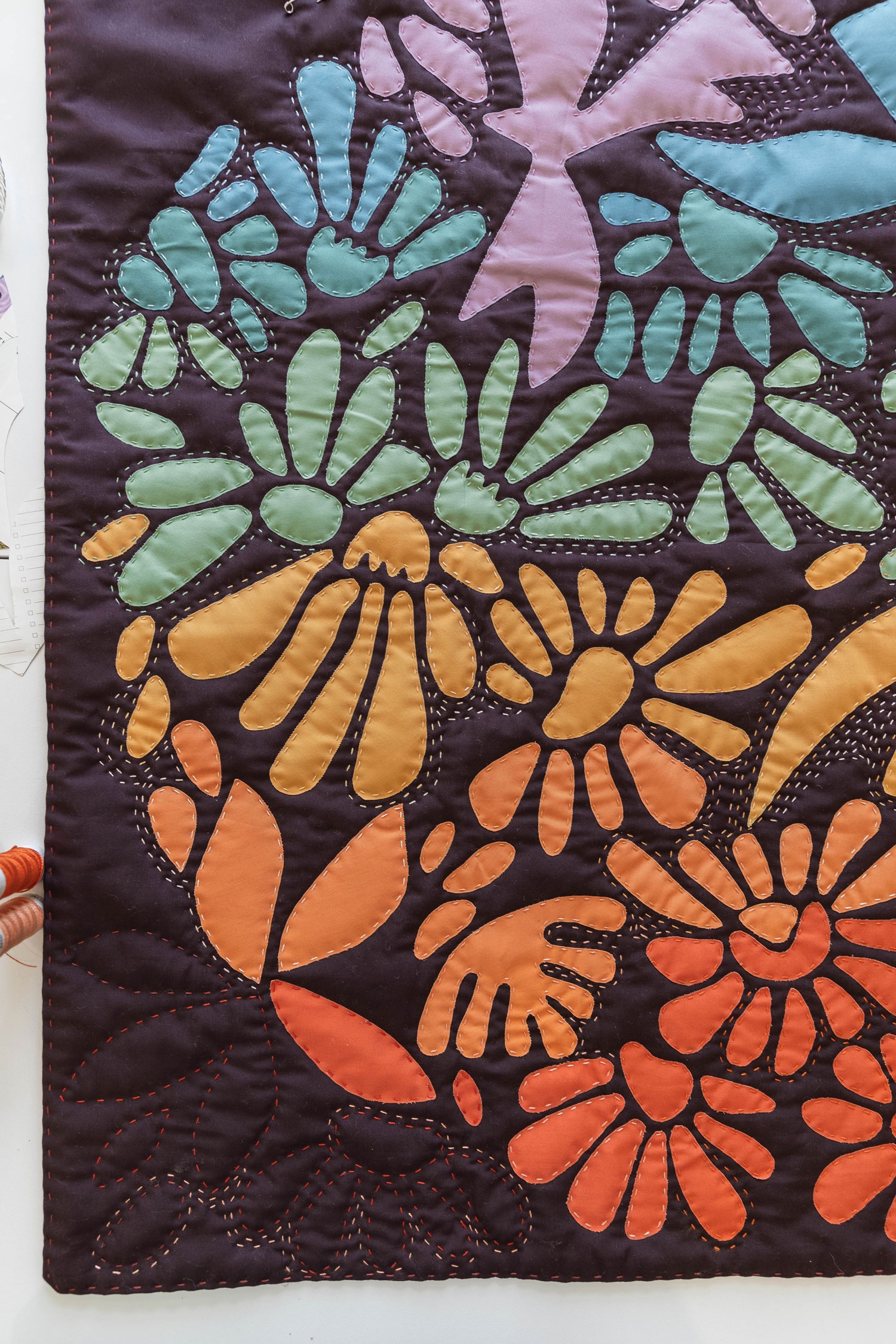 Free Evolve Wall Hanging Appliqu Pattern Suzy Quilts Free Evolve Wall Hanging Appliqu Pattern Suzy Quilts