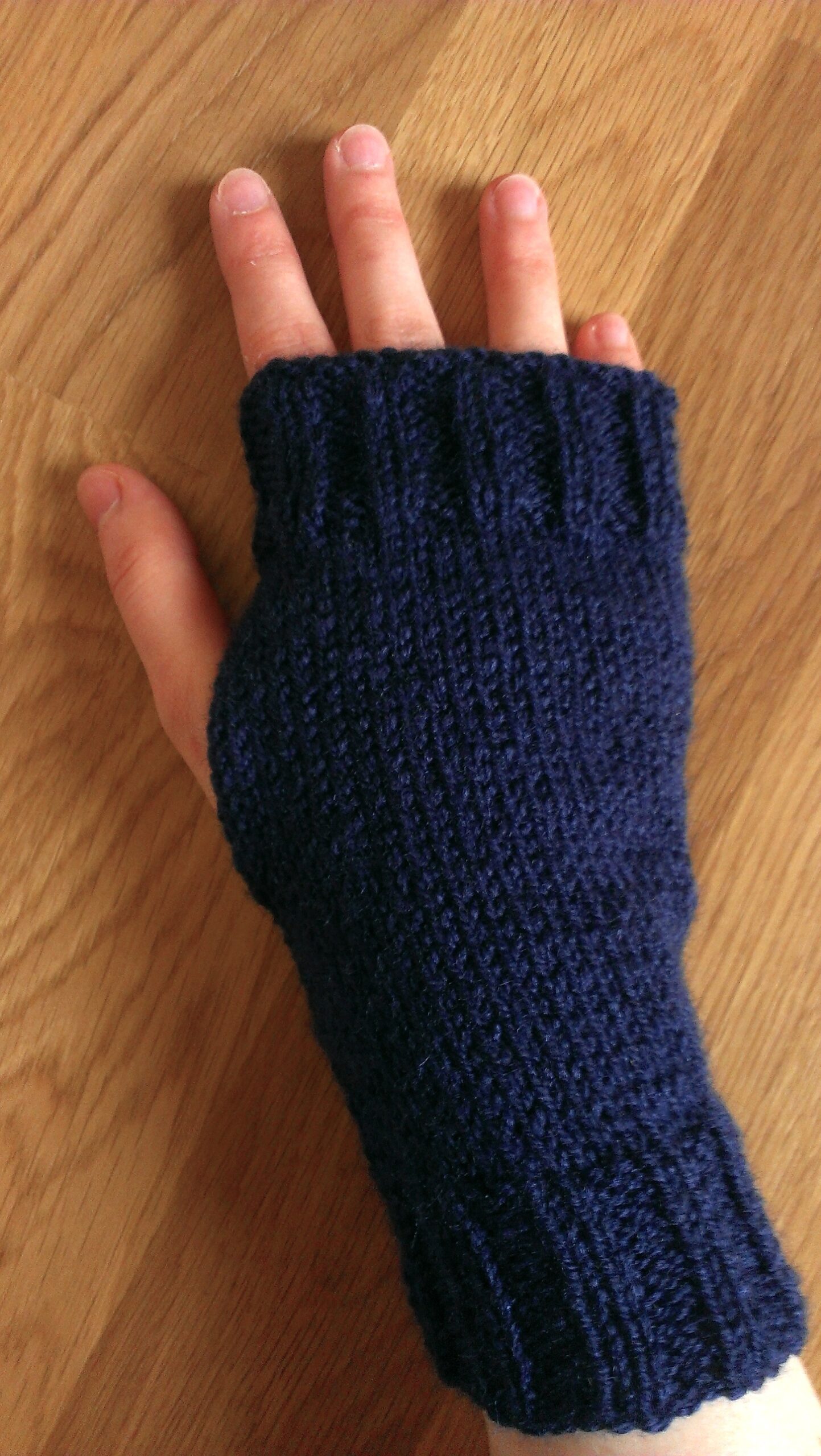 fingerless gloves knitting pattern fingerless gloves knitting pattern