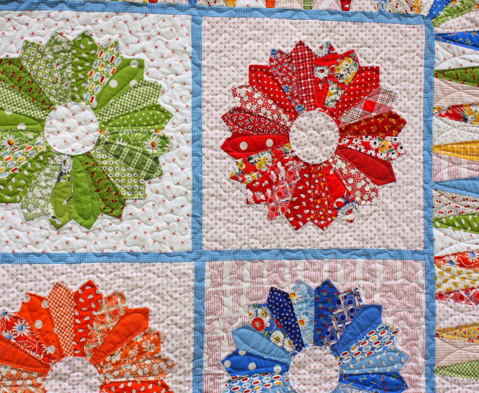 Monochromatic Dresden Quilt Monochromatic Dresden Quilt