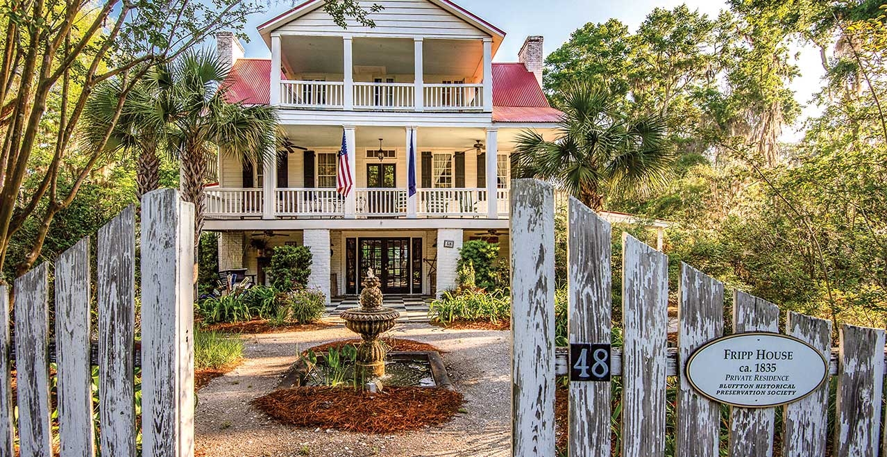 estate home crossword clue