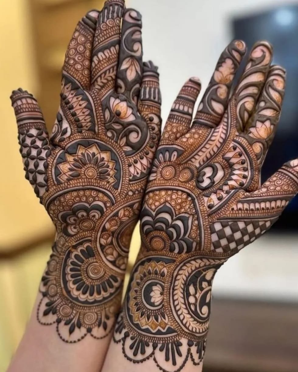 Top Bridal Mehndi Designs For Hands Make Your Wedding Day Top Bridal Mehndi Designs For Hands Make Your Wedding Day