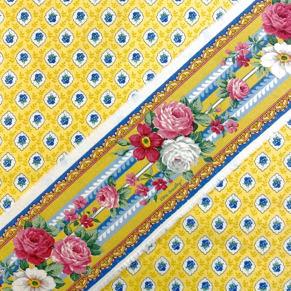 VERA BRADLEY Retired Elizabeth Yellow Blue Roses 2 Widths Signature Border EBay VERA BRADLEY Retired Elizabeth Yellow Blue Roses 2 Widths Signature Border EBay
