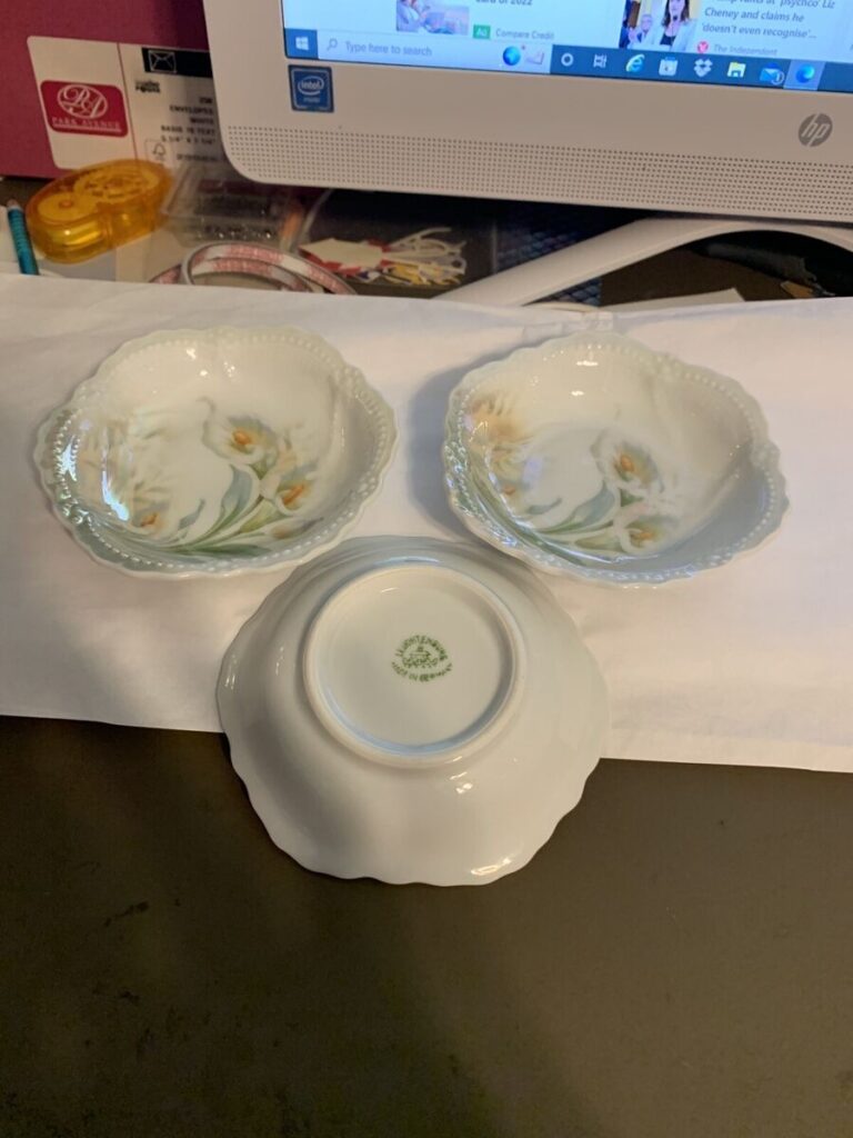 Vintage Leuchtenburg Germany Porcelain Lily Pattern Trinket Bowls Set Of 3 EBay